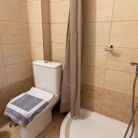 Hotel Eleon *